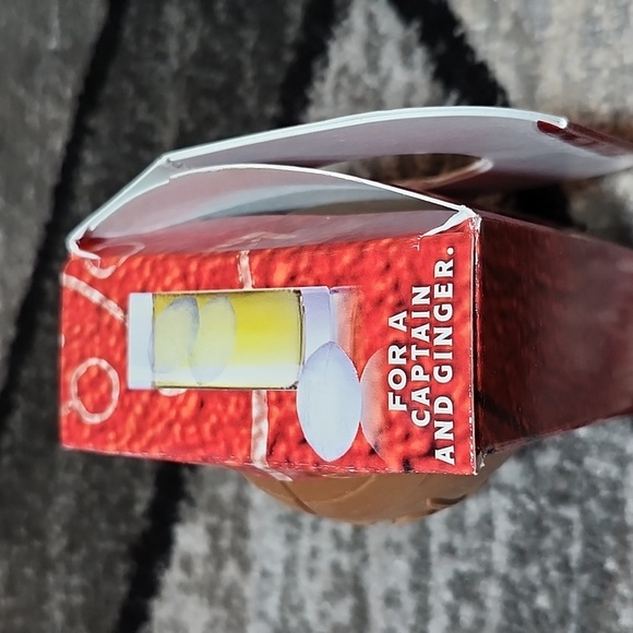 CAPTAIN MORGAN SIGNATURE FOOTBALL ICE MOLDS SET-OF-3 - Picture 4 of 9